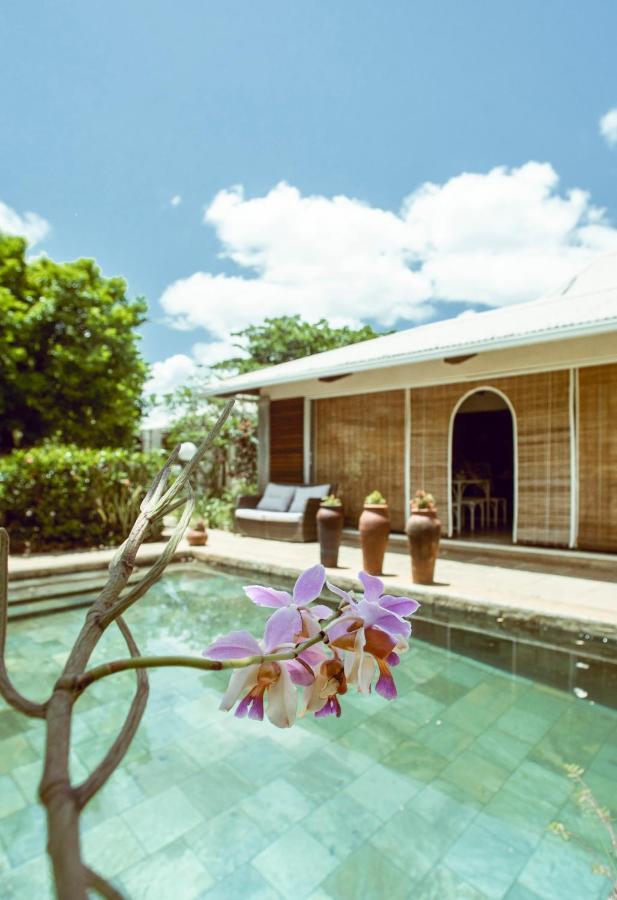 The River House Apartment Tamarin Exterior foto