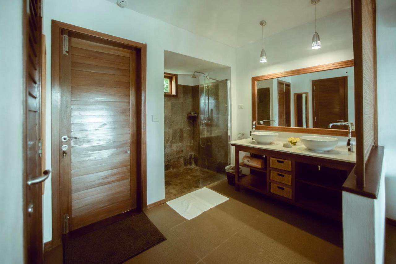 The River House Apartment Tamarin Exterior foto