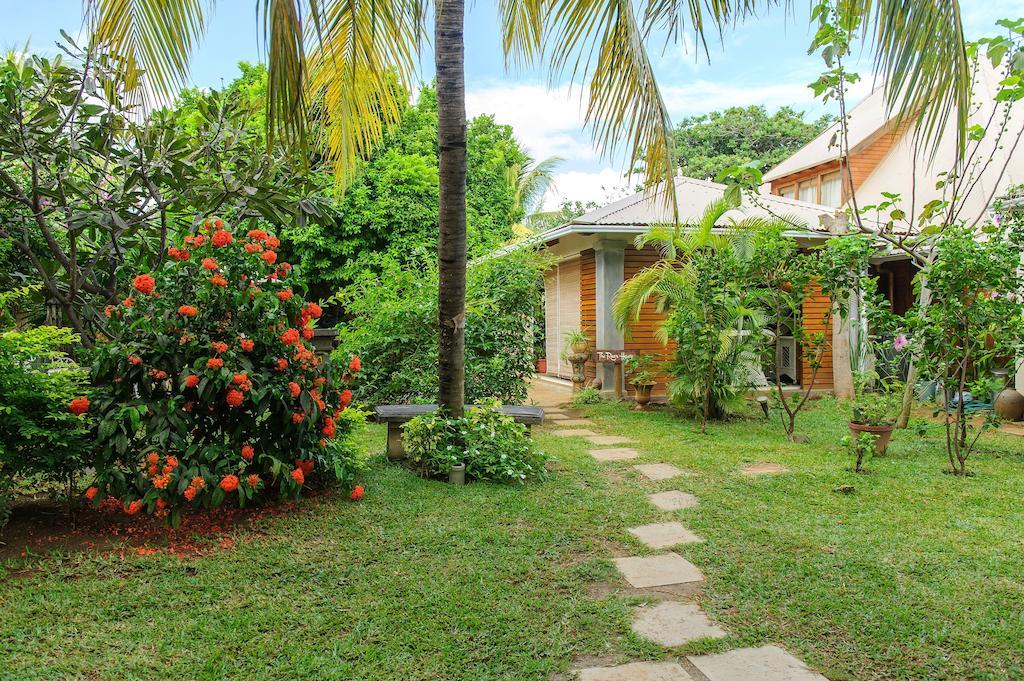 The River House Apartment Tamarin Exterior foto