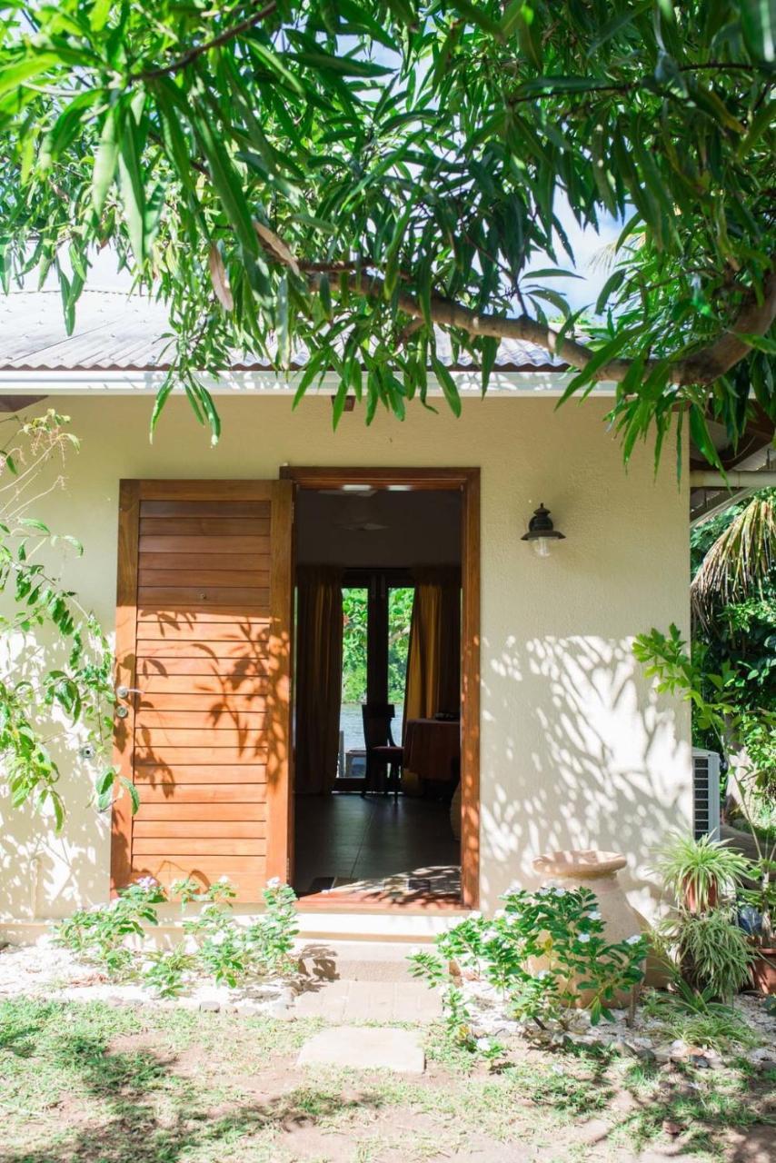 The River House Apartment Tamarin Exterior foto